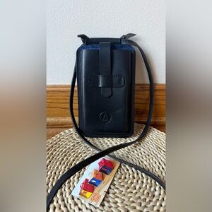 $290 AudreyModern
Ace Phone Bag (2023 Version)
Black